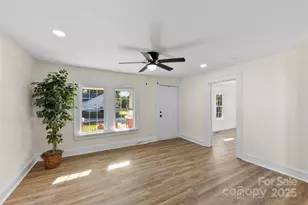 601 N 12th St, Bessemer City, NC 28016 - Photo 9