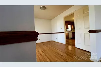 1325 Leolillie Lane, Charlotte, NC 28216 - Photo 7