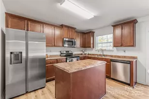 11818 Paver Ln, Midland, NC 28107 - Photo 5