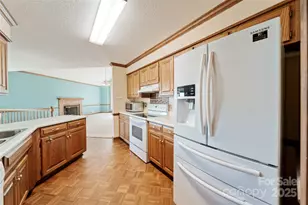 400 Woodson Ct, Spartanburg, SC 29303 - Photo 15