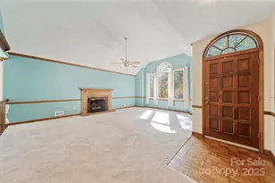 400 Woodson Ct, Spartanburg, SC 29303 - Photo 9