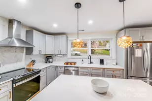 4910 Valley Stream Rd, Charlotte, NC 28209 - Photo 13