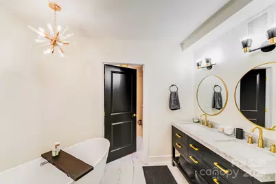 4910 Valley Stream Road, Charlotte, NC 28209 - Photo 31