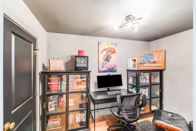 4910 Valley Stream Road, Charlotte, NC 28209 - Photo 19