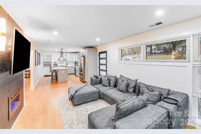 4910 Valley Stream Road, Charlotte, NC 28209 - Photo 9