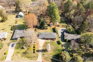 2033 Kimway Dr, Matthews, NC 28105 - Photo 27