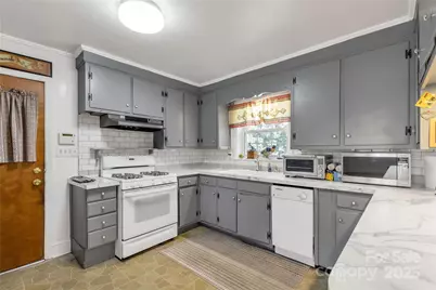 2033 Kimway Drive, Matthews, NC 28105 - Photo 15