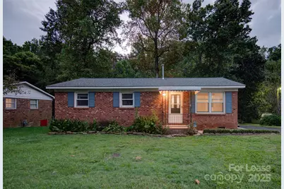421 E McLelland Avenue, Mooresville, NC 28115 - Photo 1