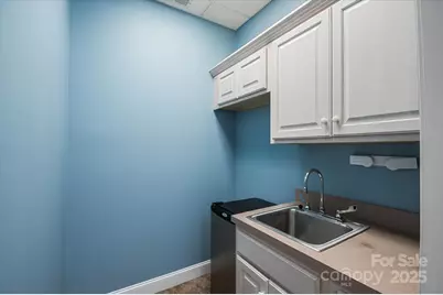 5 Park Place E, Brevard, NC 28712 - Photo 9