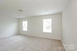 3431 Victoria Brook Ln, Charlotte, NC 28208 - Photo 7