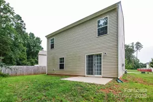 3431 Victoria Brook Ln, Charlotte, NC 28208 - Photo 15