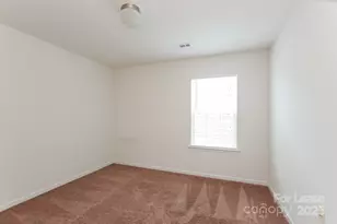 3431 Victoria Brook Ln, Charlotte, NC 28208 - Photo 11