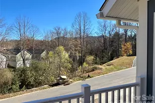 1006 Padgett Pl, Black Mountain, NC 28711 - Photo 3
