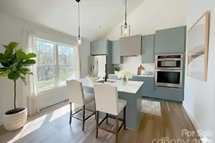 1006 Padgett Pl, Black Mountain, NC 28711 - Photo 5