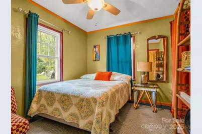 1729 Clairmont Drive, Hendersonville, NC 28791 - Photo 15