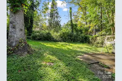 1729 Clairmont Drive, Hendersonville, NC 28791 - Photo 23