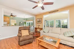 8437 Kilmartin Ln, Charlotte, NC 28269 - Photo 5