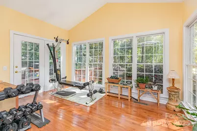 8437 Kilmartin Lane, Charlotte, NC 28269 - Photo 9