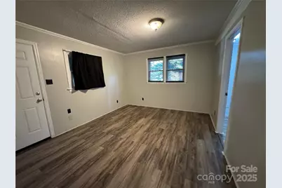 302 Suburban Avenue, Kannapolis, NC 28083 - Photo 13