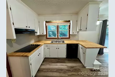 302 Suburban Avenue, Kannapolis, NC 28083 - Photo 7