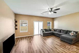 732 Sherman St, Gastonia, NC 28052 - Photo 17