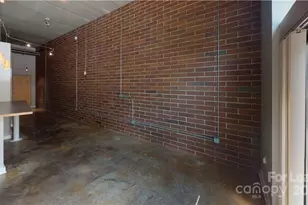 626 N Graham St, Charlotte, NC 28202 - Photo 15