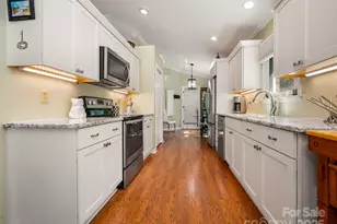 949 Kanuga Rd, Hendersonville, NC 28739 - Photo 23
