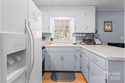 2598 Conner Circle, Lenoir, NC 28645 - Photo 7