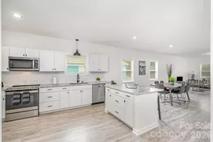 1017 Pegram St, Charlotte, NC 28205 - Photo 13