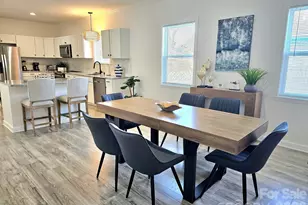 1017 Pegram St, Charlotte, NC 28205 - Photo 9