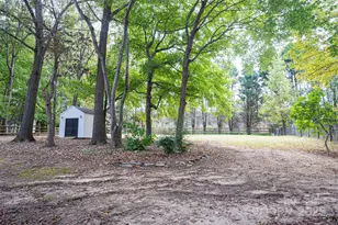 2138 Kilkenney Hill Rd, Matthews, NC 28105 - Photo 21