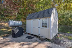 29 Arrowhead Rd, Clyde, NC 28721 - Photo 17