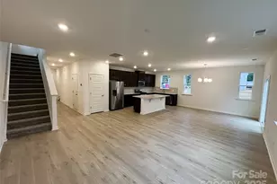 528 Ramona St, York, SC 29745 - Photo 5