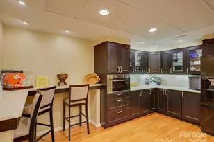 7820 Crestfield Ln, Tega Cay, SC 29708 - Photo 9