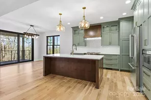 202 Westridge Farm Rd, Asheville, NC 28804 - Photo 5