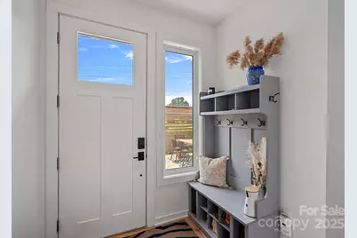 2745 Shenandoah Avenue, Charlotte, NC 28205 - Photo 3