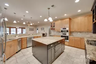 8 Bald Eagle Rd, Clover, SC 29710 - Photo 3