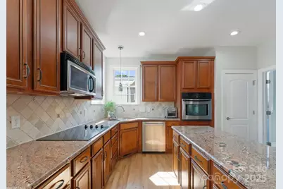 895 E Monbo Road, Statesville, NC 28677 - Photo 17