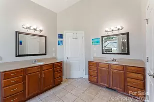 895 E Monbo Rd, Statesville, NC 28677 - Photo 25