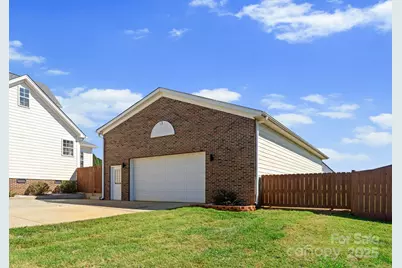 895 E Monbo Road, Statesville, NC 28677 - Photo 33