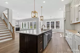 11225 Shreveport Dr, Huntersville, NC 28078 - Photo 9