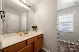 2604 Cochrane Dr, Charlotte, NC 28269 - Photo 17