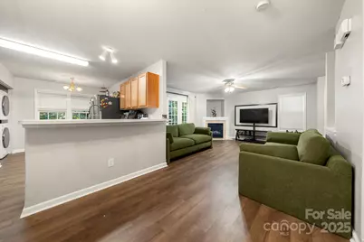 2604 Cochrane Drive, Charlotte, NC 28269 - Photo 7