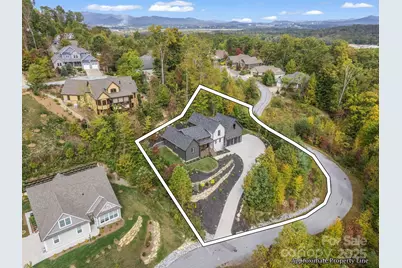 123 Millbrae Loop, Hendersonville, NC 28791 - Photo 11