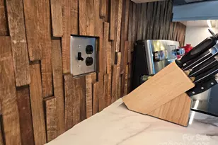 9520 Glenwater Dr, Charlotte, NC 28262 - Photo 11