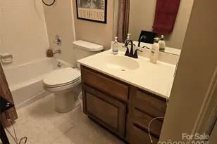 9520 Glenwater Dr, Charlotte, NC 28262 - Photo 19