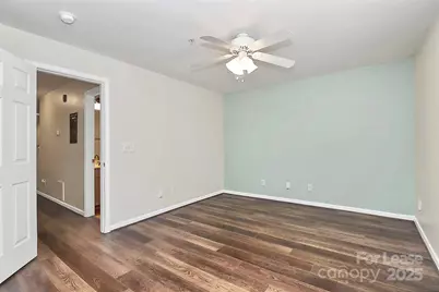 3721 Picasso Court, Charlotte, NC 28205 - Photo 7