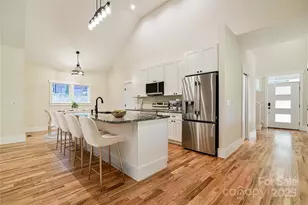 48 Crossings Cir, Fairview, NC 28730 - Photo 9