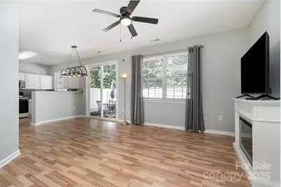 9116 Meadowmont View Drive, Charlotte, NC 28269 - Photo 5
