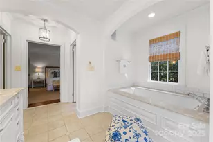 2611 Forest Dr, Charlotte, NC 28211 - Photo 27